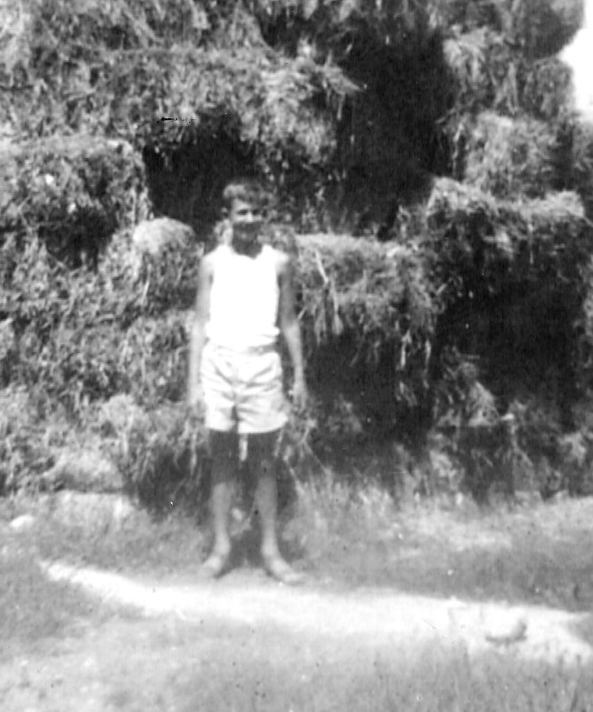 itzik at 16 in kfar
