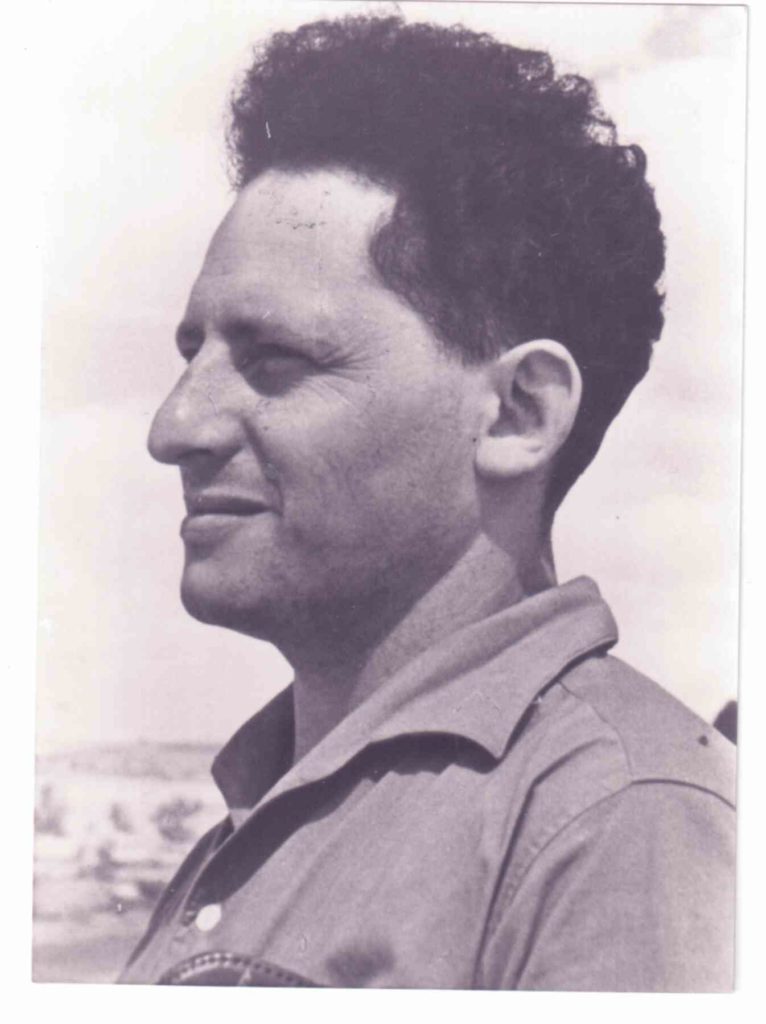 אהרון חבר קיבוץ שדות ים 1950